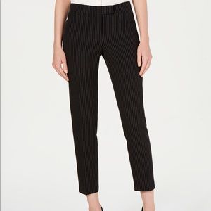 Anne Klein Pin stripe straight leg pants size 2
